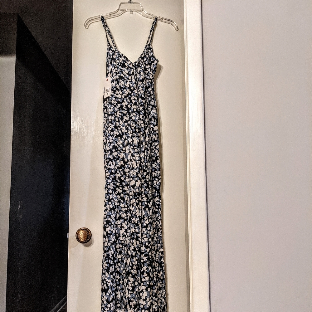NWT Billabong Jumpsuit Size Small